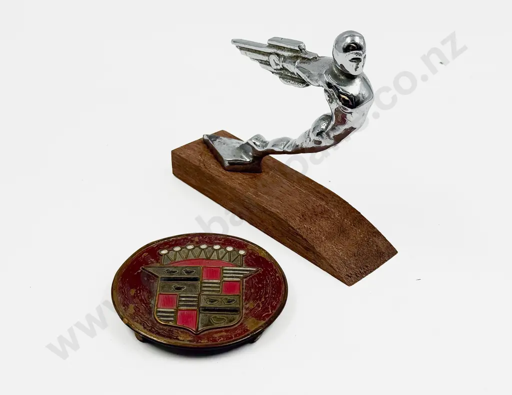 C1940's Cadillac Car Round  Badge Emblem with Art Deco Rocket Man Rocketeer Car Hood Ornament for Cadillac La Salle Image 1++