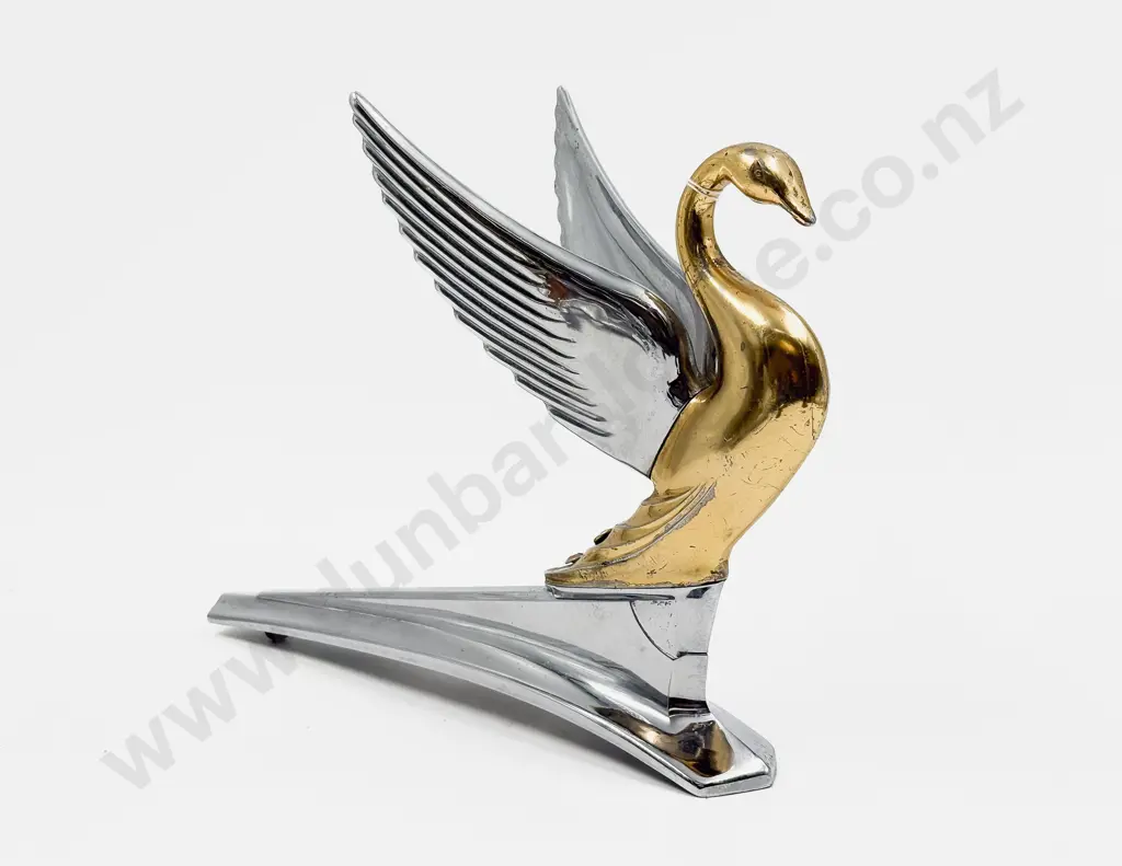 C1932 Pelican/Cormorant Type Packard Car Hood Ornament Image 1++