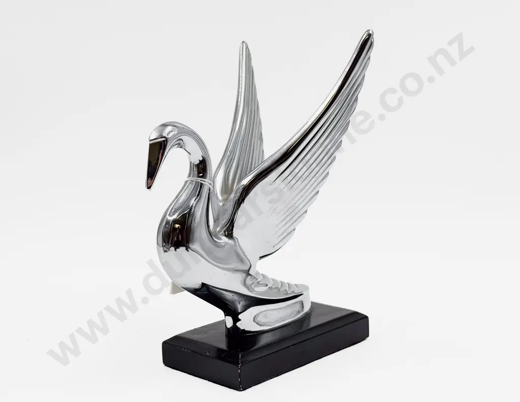 C1932 Pelican/Cormorant Type Packard Car Hood Ornament Image 1++