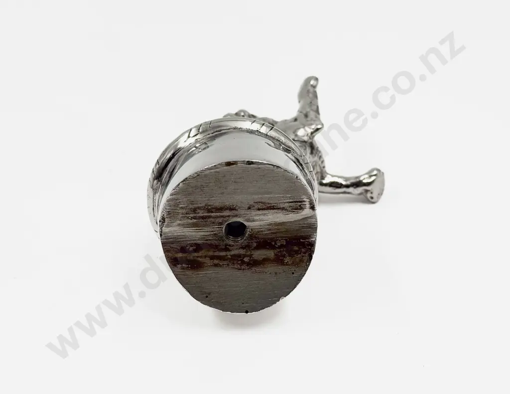 Franklin Lion 'Aura Vinci' Car Hood Ornament Image 1++