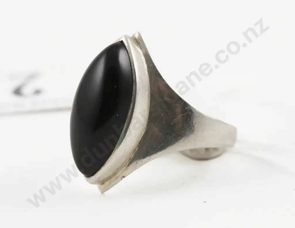 S/S Single Stone Onyx Panel Ring Image 1++