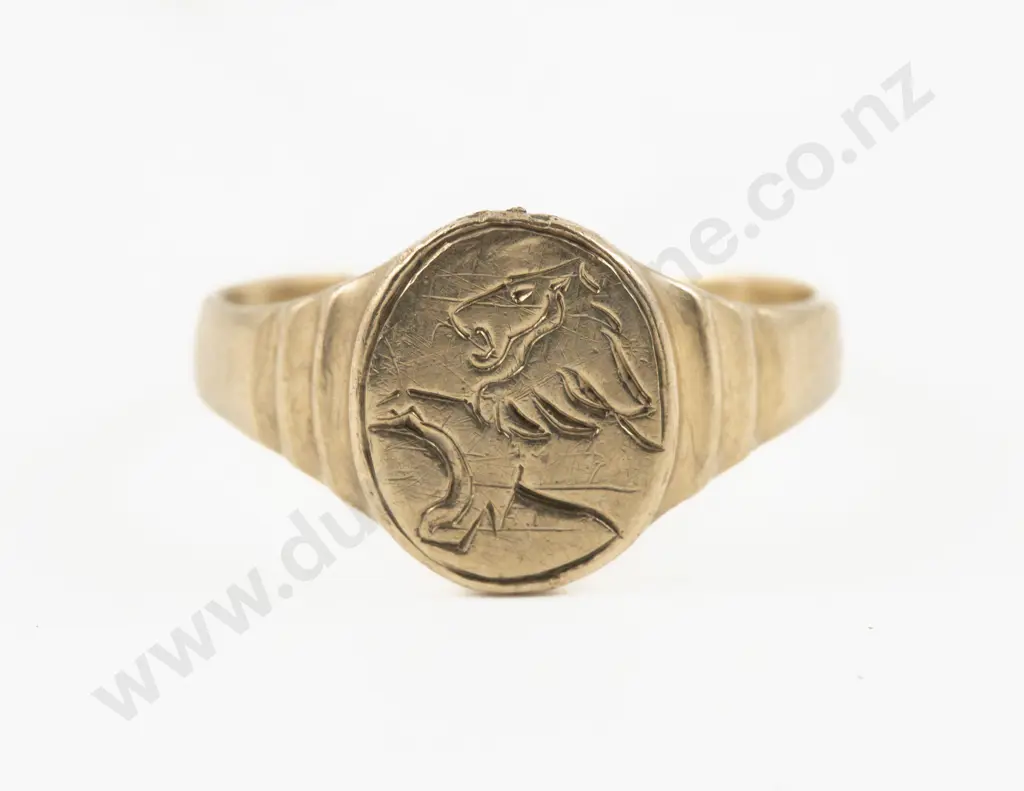 9ct Signet Ring Image 1++