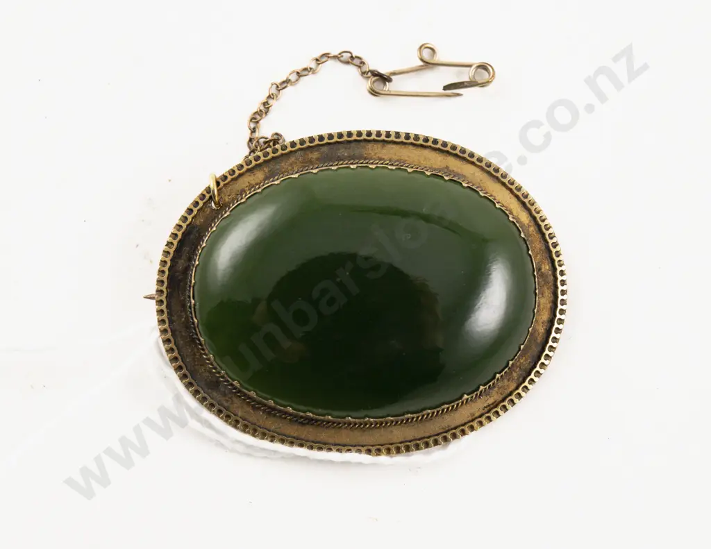 NZ Greenstone 9ct Framed Oval Panel Brooch Image 1++