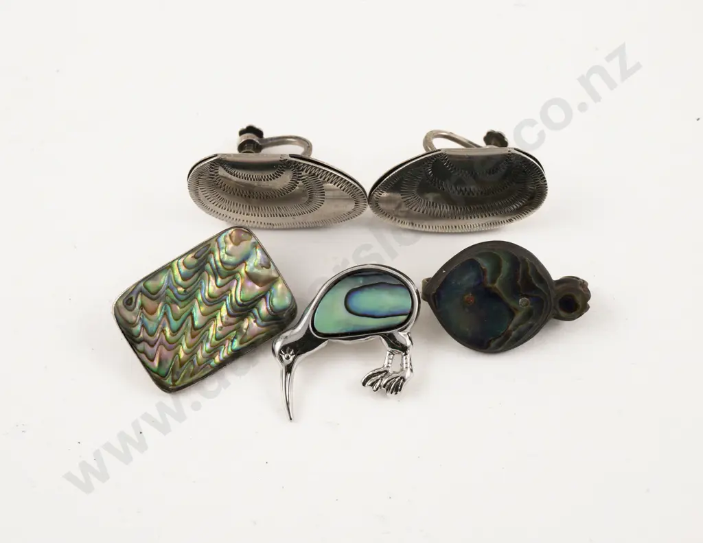 Pair S/S Engraved Earrings with Three NZ Paua Brooches Image 1++
