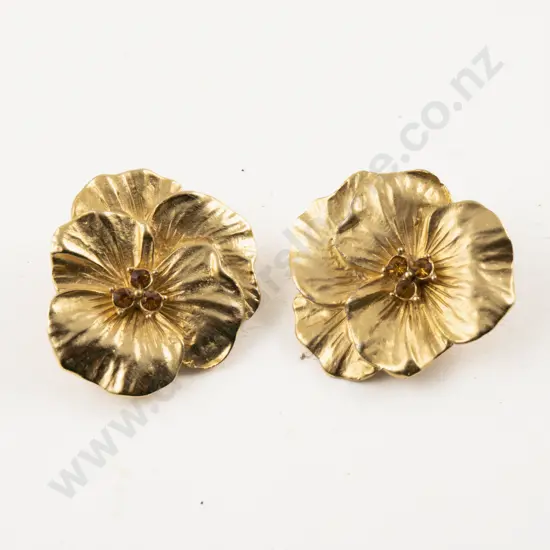 Vintage Musee des Art Decoratifs Gold Plated Gem Set Pansy Clip On Earrings