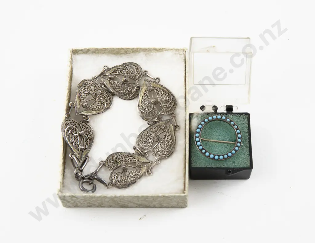 Vintage S/S Circular Turquoise Brooch with Filigree Style Bracelet Image 1++