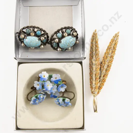 Collection of Vintage Costume Jewellery