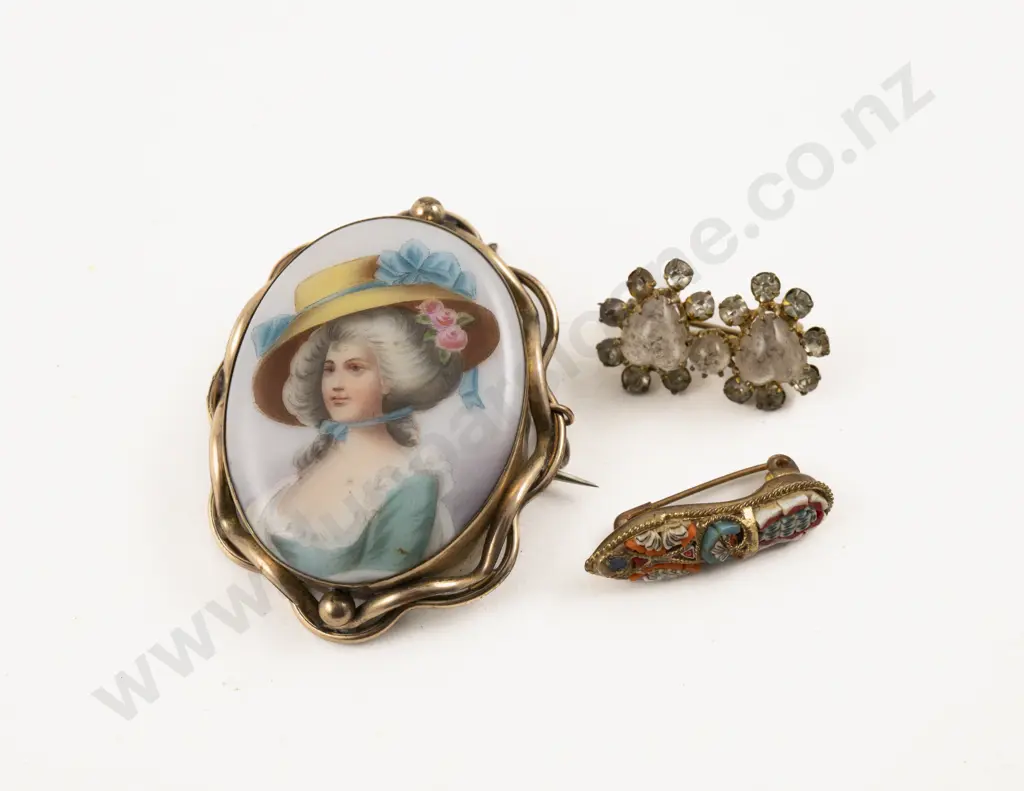 Vintage Gold Plated Frame Hand Painted Portrait of Lady Brooch with Two Others Image 1++