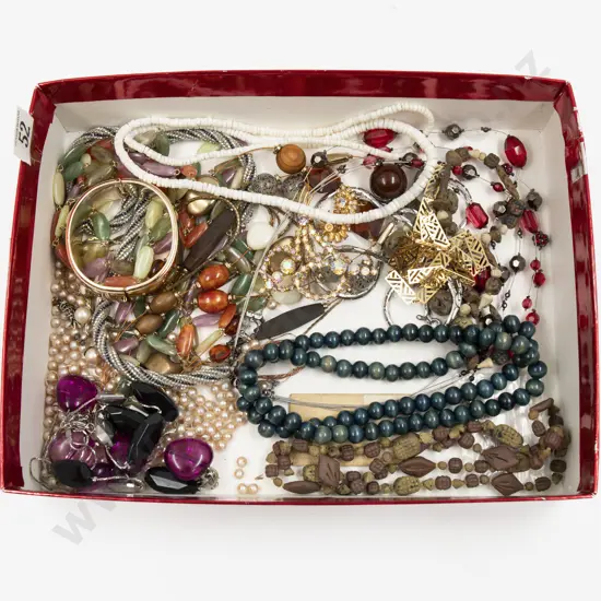 Collection of Assorted Costume Jewellery