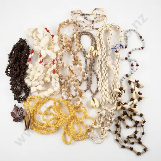 Collection of Assorted Costume Jewellery