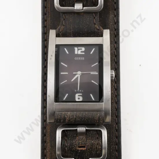 Guess Gents Buckle Up Wrist Watch