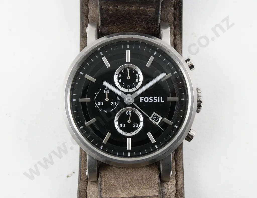 Fossil Gents Wrist Watch with Brown Leather Strap Image 1++
