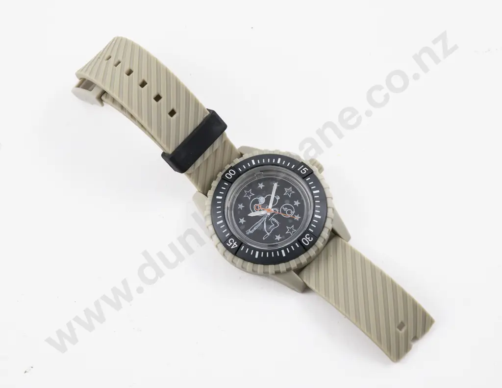 Q&Q SmileSolar Red Baron 'Peanuts' Solar Wrist Watch Image 1++