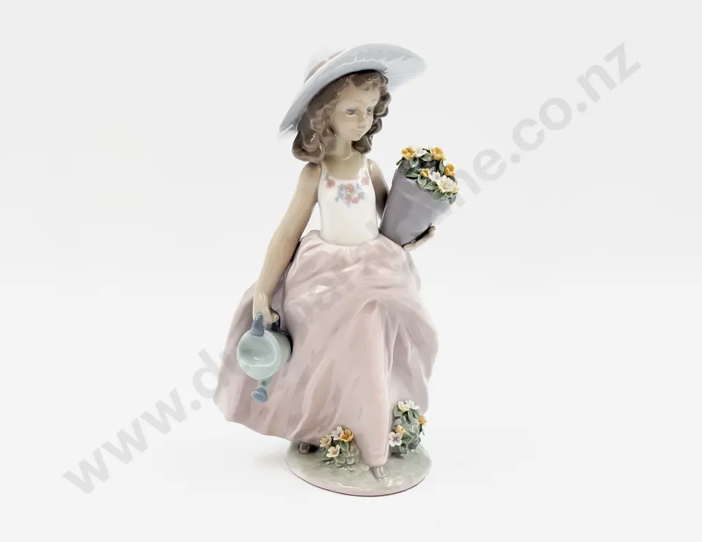 Lladro Figure Image 1++