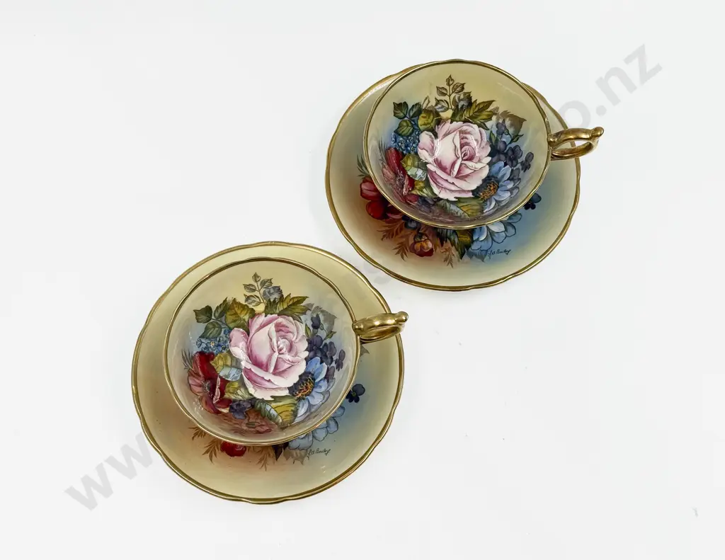 Pair of Aynsley Cups & Saucers Image 1++