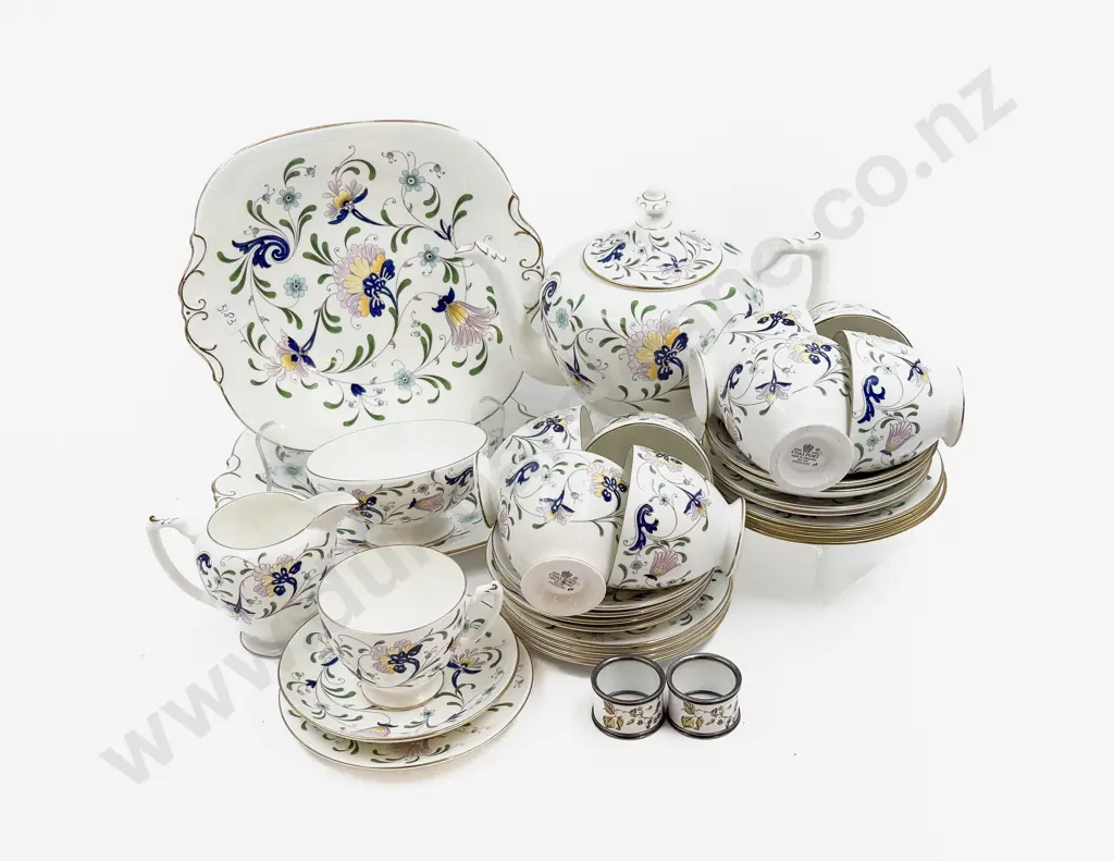 Coalport "Pageant" Pattern Part Tea Set Image 1++