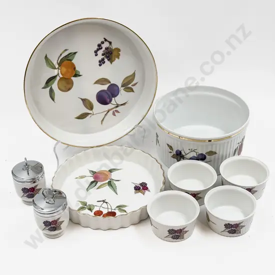 Qty of Assorted Royal Worcester "Evesham" Pattern China