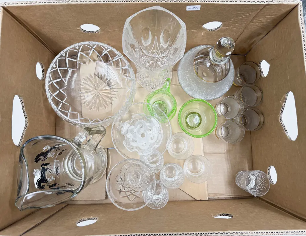 Box Qty of Assorted Crystal Glassware Image 1++