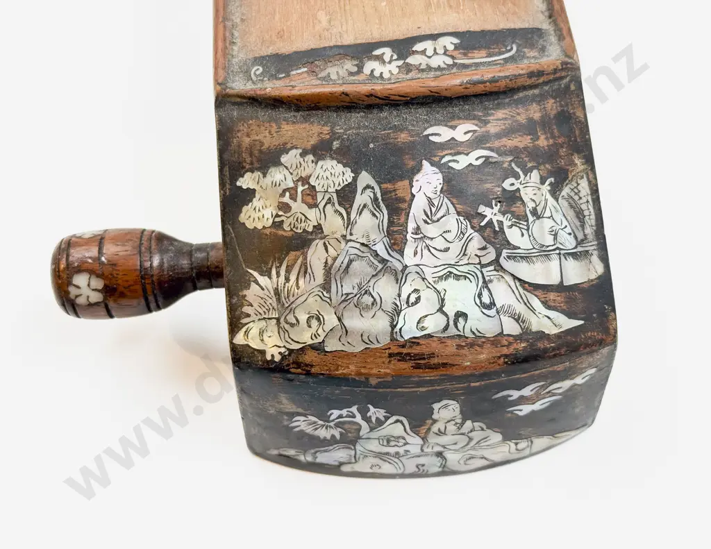 Vintage Vietnamese Dan Bau Stringed Instrument Image 1++