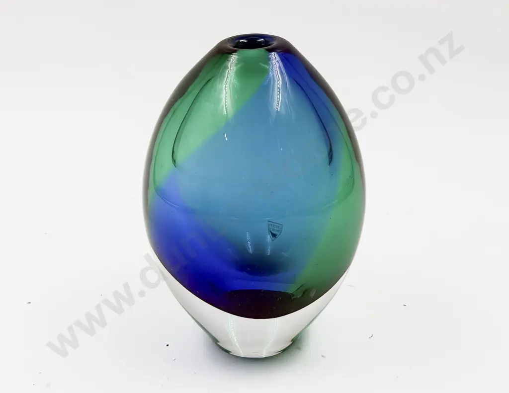 Orrefors "Rosebud" Art Glass Vase Image 1++