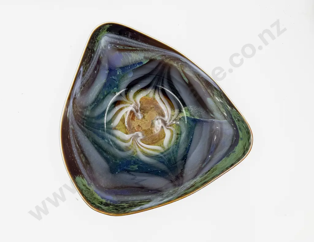 Tony Kuepfer Art Glass Charger Image 1++