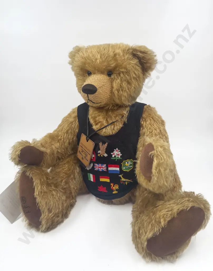 Robin Rine Athletic International Teddy Bear Ltd Ed 45/100 Image 1++