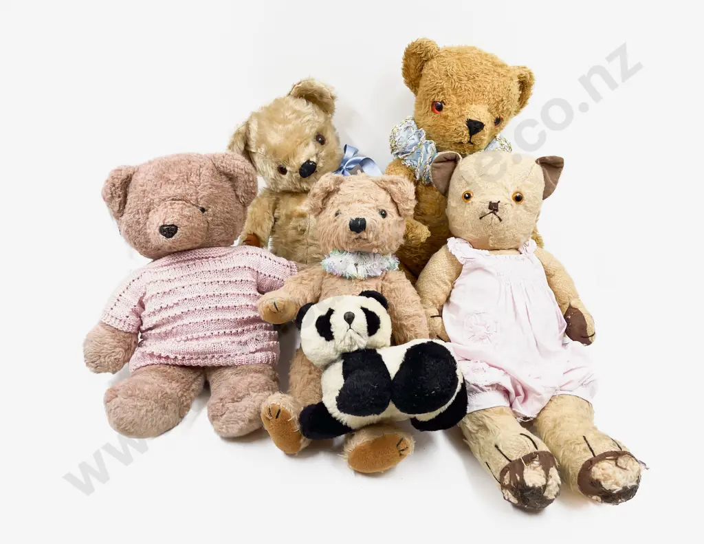 Collection of Vintage Teddy Bears including Chad Valley and Pedigree Image 1++