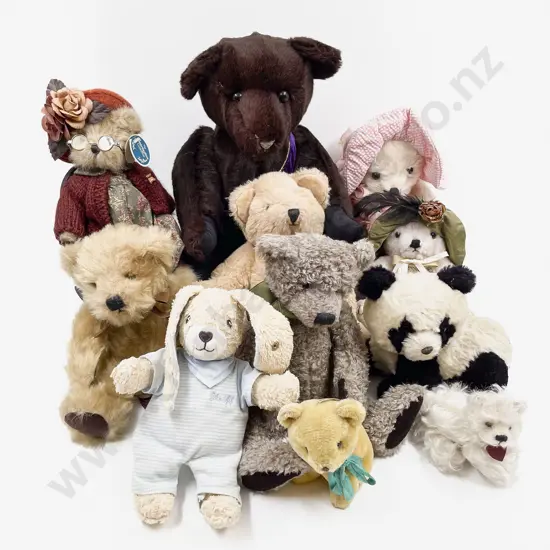 Collection of Commercial and Craft Teddy Bears