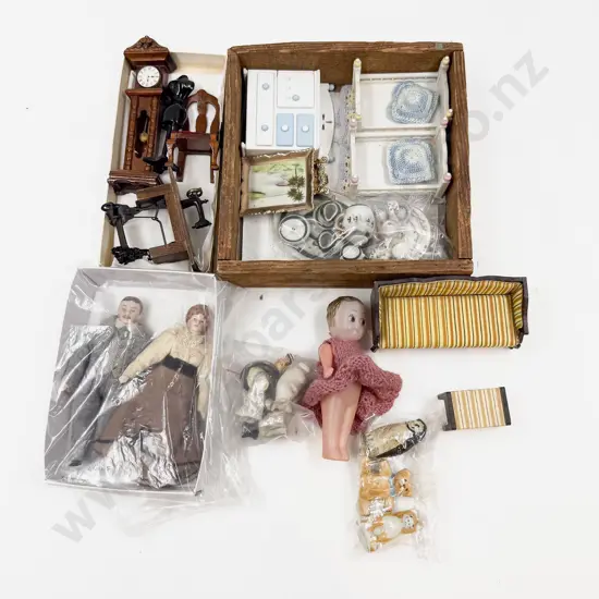 Dolls House Miniatures and Assorted