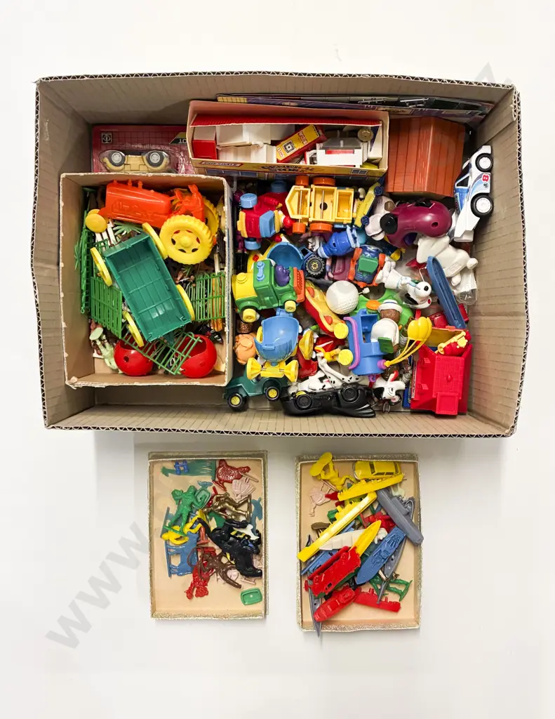 Quantity of Vintage Cereal Modern & Various Plastic Collectable Toys Image 1++