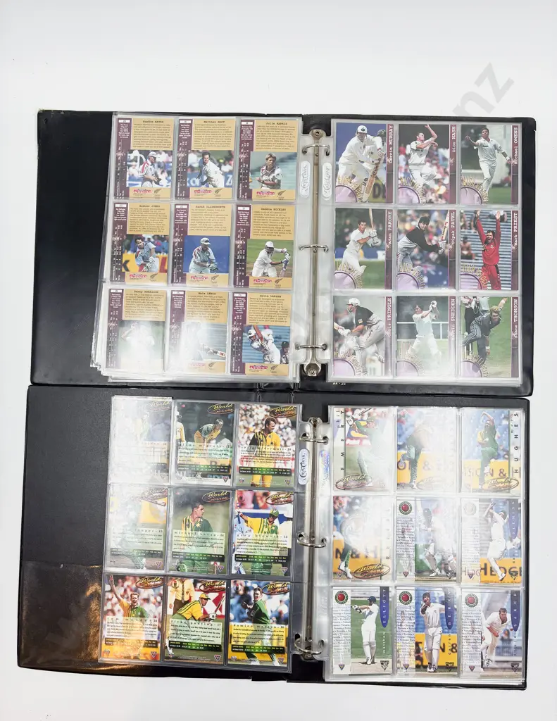 Three Folders Sport Trading Cards Image 1++