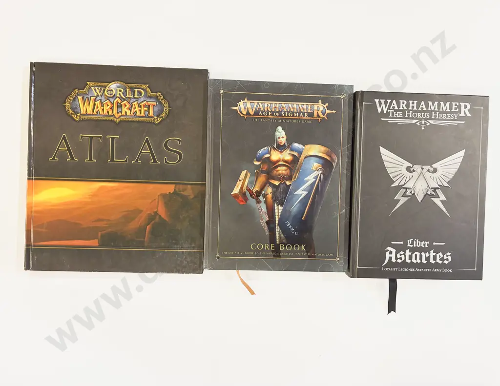Warhammer and World of Warcraft Guide Books Image 1++