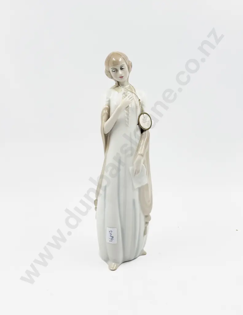 RD Figure 'The Love Letter' Image 1++