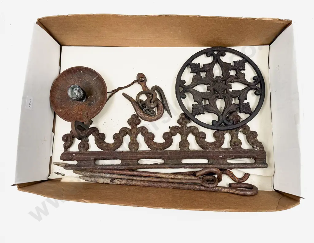 Box of Assorted Vintage Wrought Metal Ware Image 1++