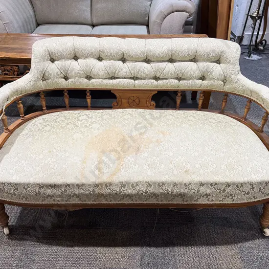 Victorian Button Back Settee