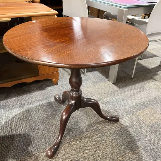 Geo III Mahogany Circular Snap Top Wine Table