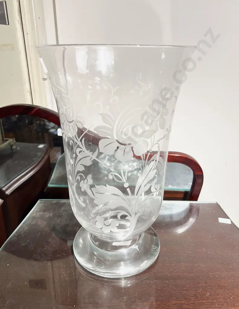 Villeroy & Boch Decorative Glass Vase Image 1++