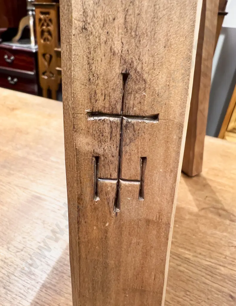 Chapman Taylor Style Stool Image 1++