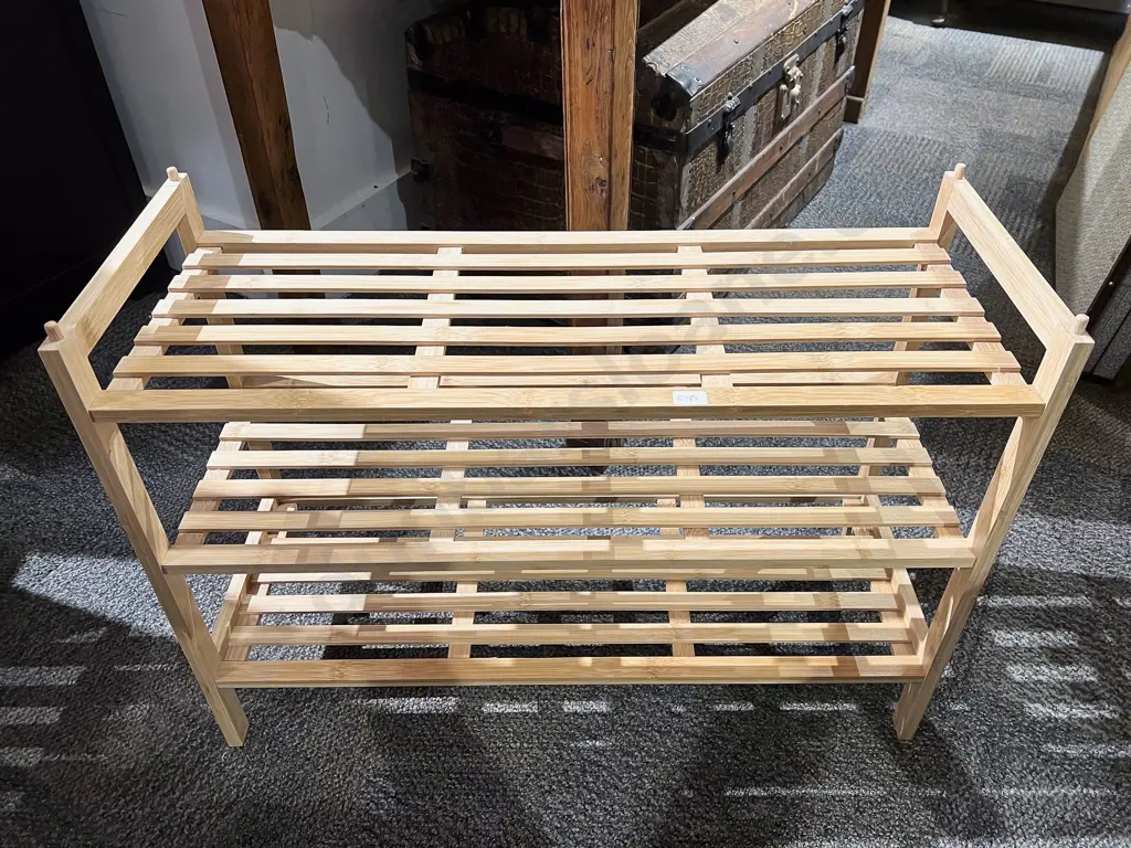 Modern Shoe Rack Image 1++