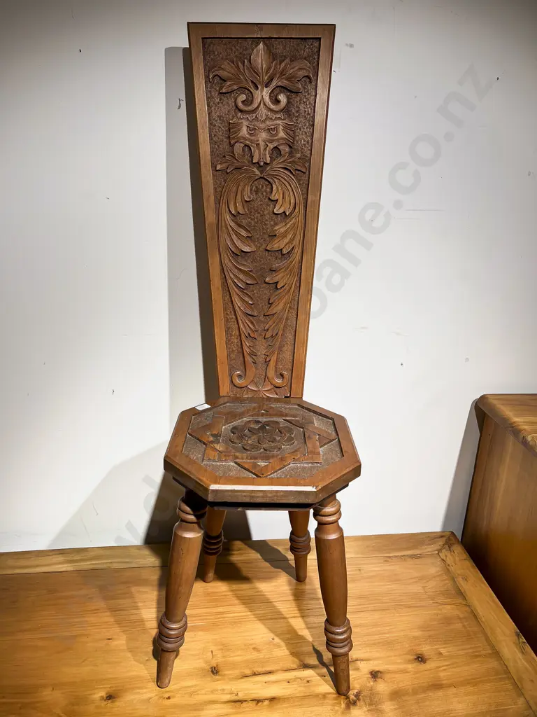 Carved Spinning Chair Image 1++