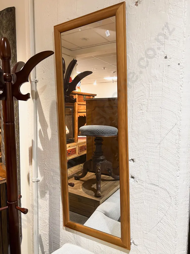Modern Rectangular Wall Mirror Image 1++
