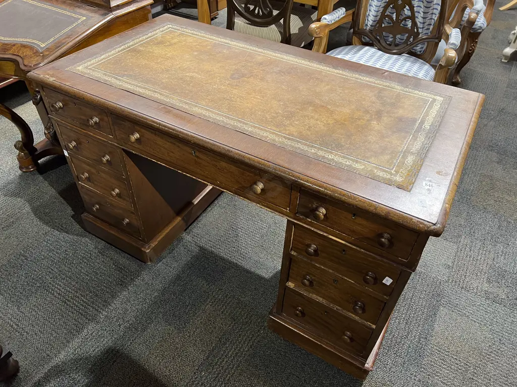 Victorian Mahogany Twin Pedestal Leather Top Kneehole Desk Image 1++