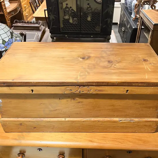 Kauri Blanket Chest