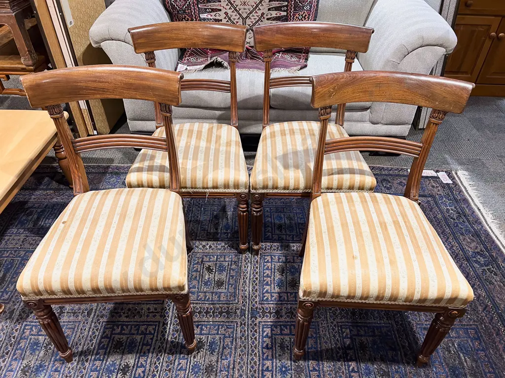 A Set Of Four Wm IV Mahogany Dining Chairs Image 1++
