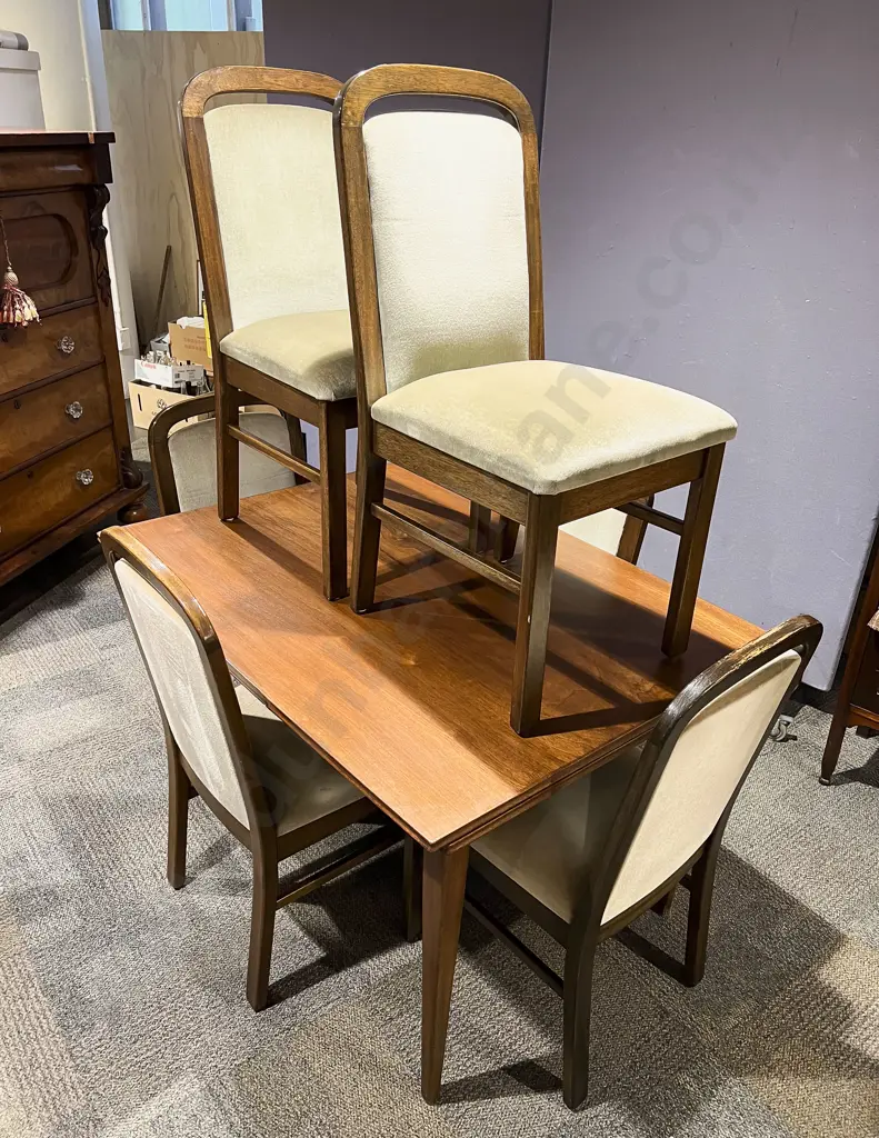 Extension Dining Table and Six Dining Chairs Image 1++