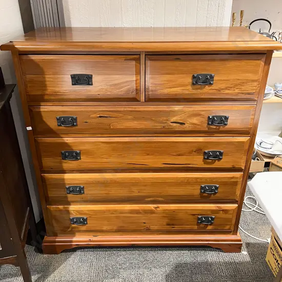 Good Quality Woodpecker NZ Made Rimu 6 Drawer Scotch Chest