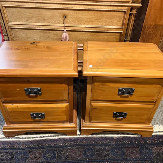 Good Quality Pair of Woodpecker NZ Made Rimu Bedside Chests