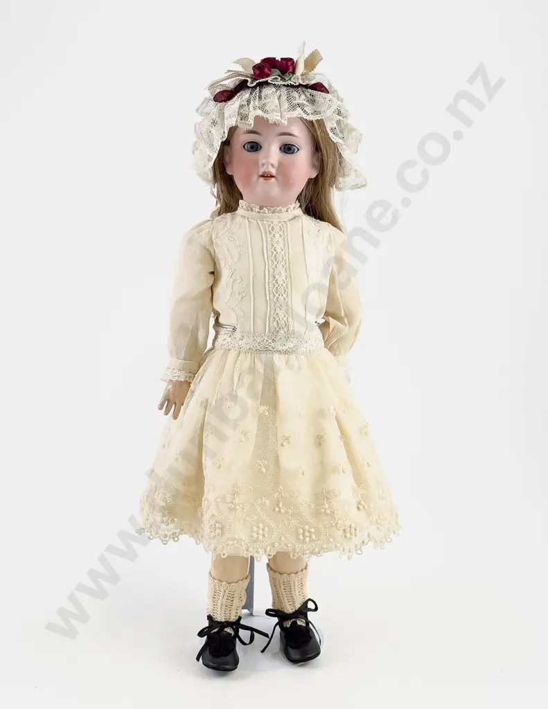 Kley & Hahn 250 K H Walküre 1 1/2 Germany Bisque Doll Image 1++