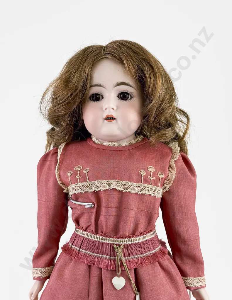 Kestner 7 1/2 148 Bisque Shoulder Plate Doll Image 1++