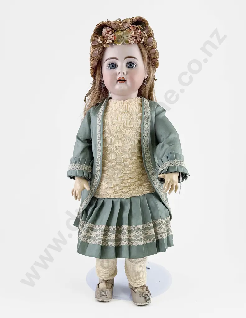 Bahr & Proschild B&P 379 - 14 dep Bisque Doll Image 1++